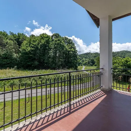 Inviting Holiday In With Private Garden Feriehus Savona